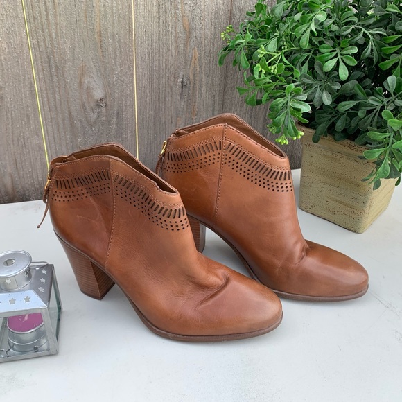 Vince Camuto Shoes - Vince Camuto booties